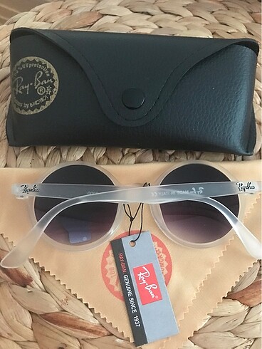 Beden Rayban şeffaf çerçeve siyah güneş gözlüğü