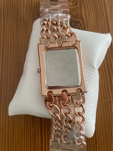  Beden çeşitli Renk guess 3 zincirli rose gold kol saat