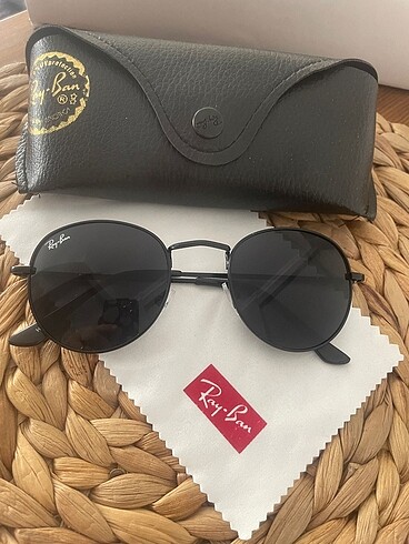 Rayban siyah round model güneş gözlüğü