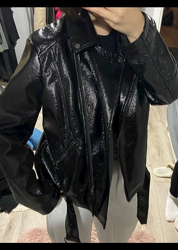 Siyah Deri Kadın Biker Ceket