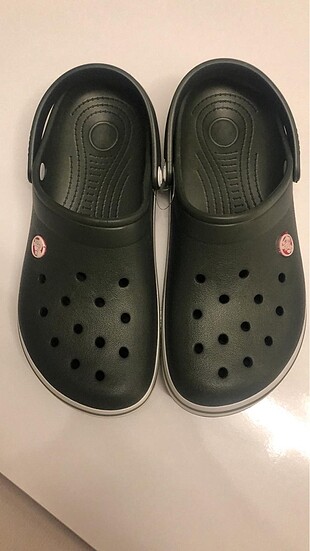 Haki Crocs