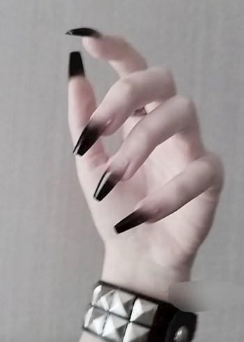 Siyah Ombre Tırnak Dekorasyonu - Görsel 3