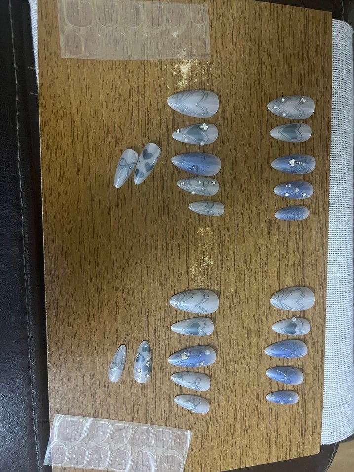 Mavi Kalp ve Fiyonklu Takma Tırnak - Görsel 3