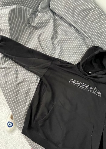 siyahh taşlı sweat - Görsel 3