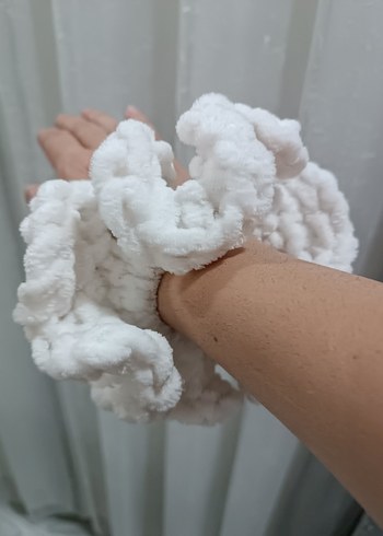 Puffy fine fırfırlı tokalar
