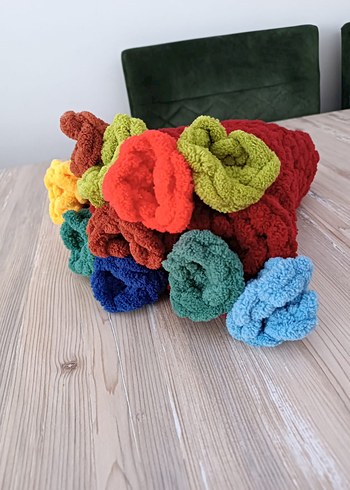 Beden Renkli puffy gül buketi