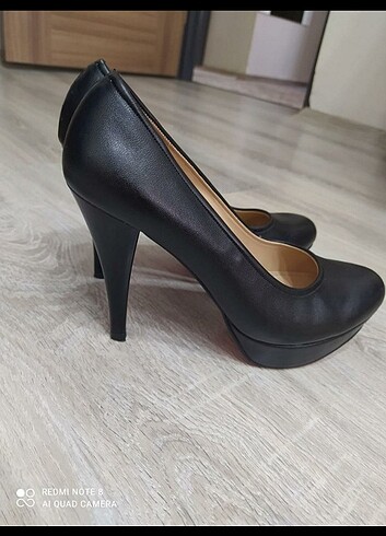 Topuklu ayakkabı - Görsel 3
