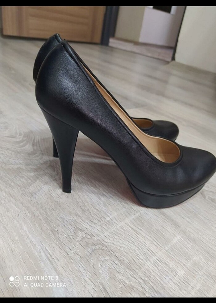 Topuklu ayakkabı - Görsel 3