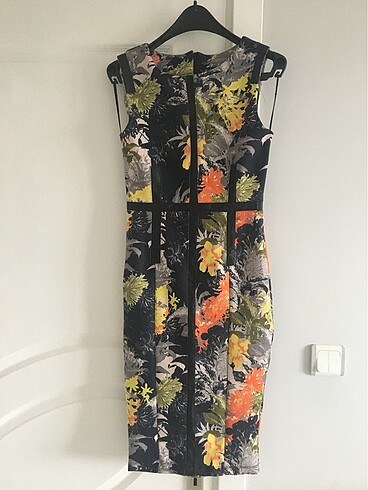Batik elbise