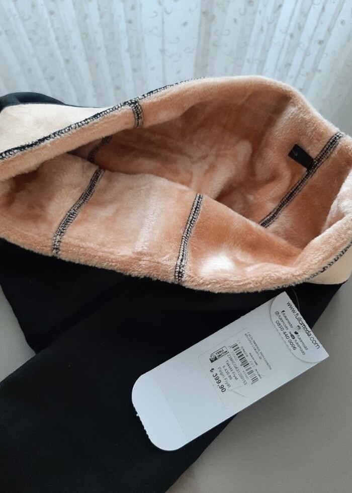 Ten Rengi Görünümlü Termal Çorap - Görsel 2