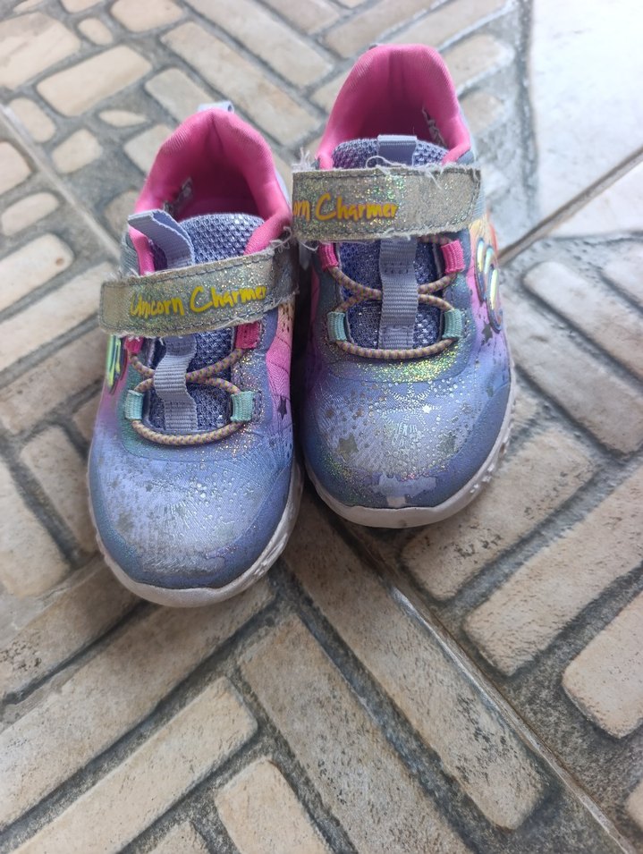 skechers Kız Çocuk Çok Renkli Işıklı Spor Ayakkabı - Görsel 4