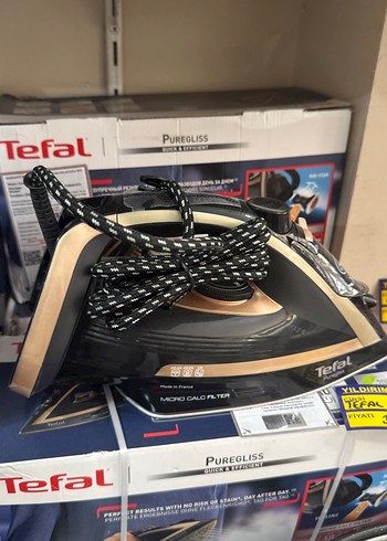 Tefal Puregliss Siyah Ütü 3000 WATT