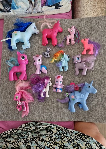 Pastel Renkli Çoklu Pony Figürleri