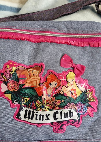 Winx Club Lisanslı Pembe Gri Çocuk Okul Çantası, postacı model