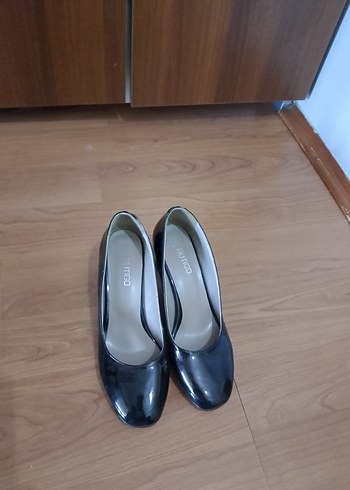 Kadın Mavi Rugan Stiletto Topuklu Ayakkabı