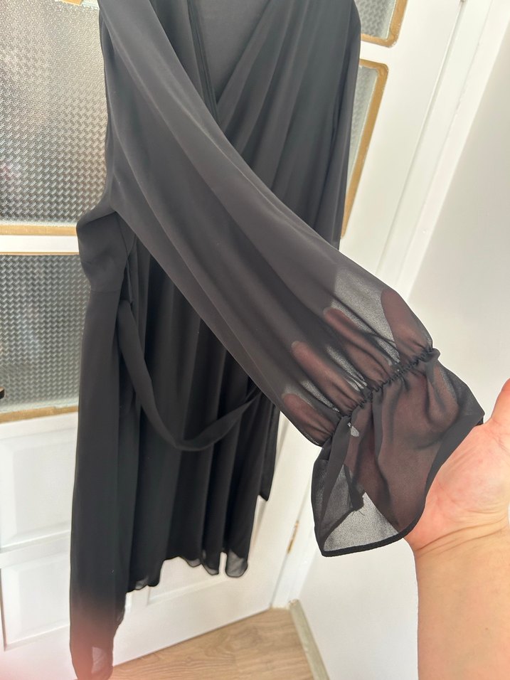 Siyah V Yaka Uzun Kollu Salaş Büyük Beden Uzun Elbise - Görsel 4