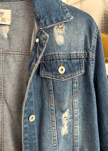 Düğmeli Mavi Kadın Jean Ceket eskitmeli - Görsel 3