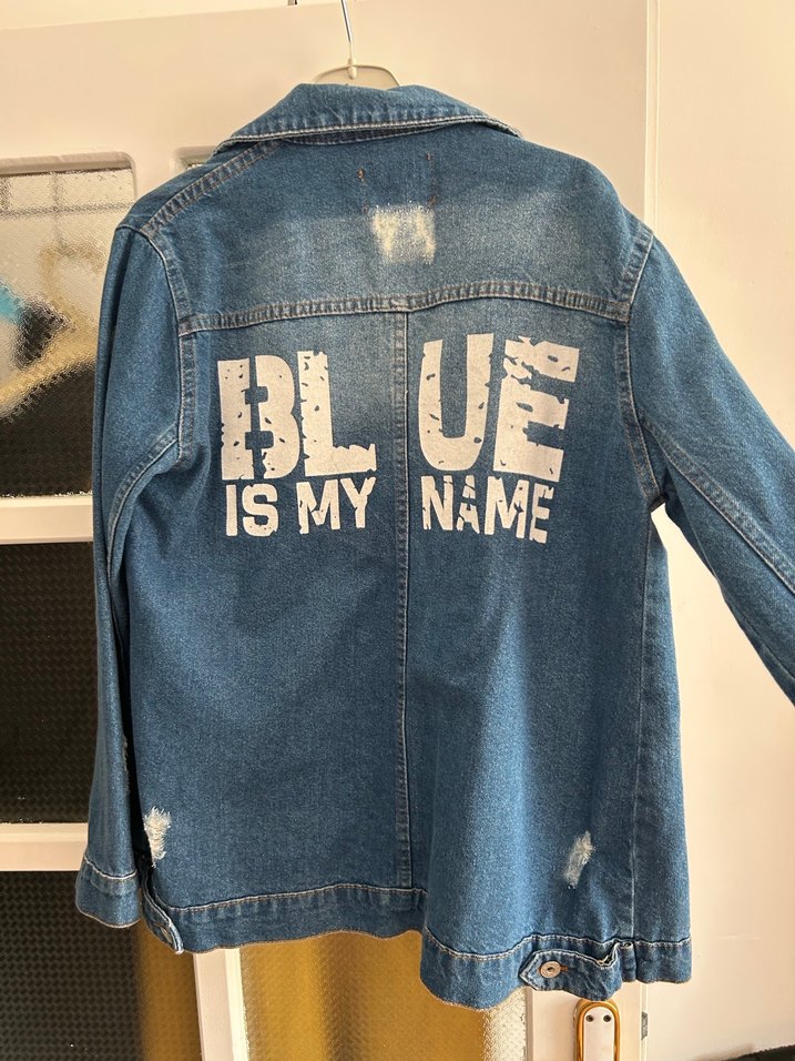 Düğmeli Mavi Kadın Jean Ceket eskitmeli - Görsel 4