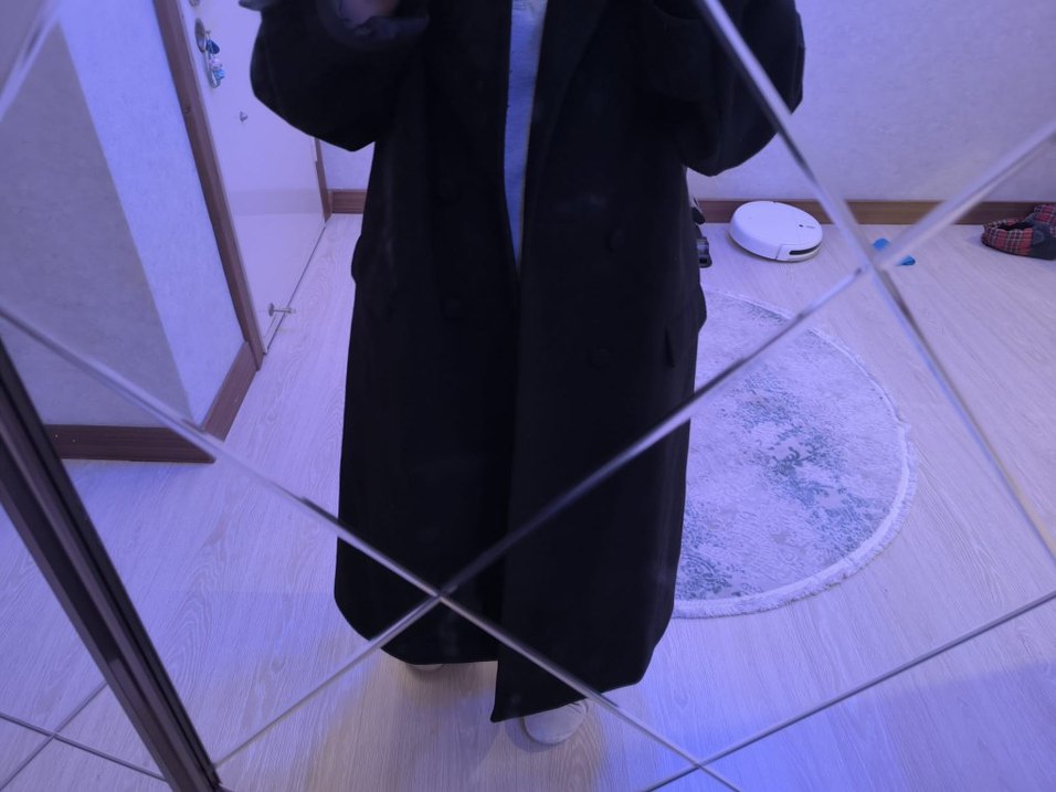 siyah kaban Kendi kumaşından düğmeler var hiç bir kusuru yok - Görsel 2