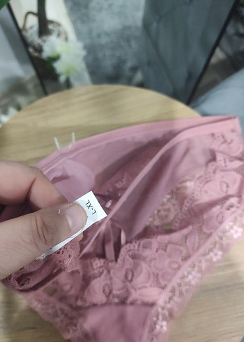 l xl beden arka detaylı model - Görsel 3