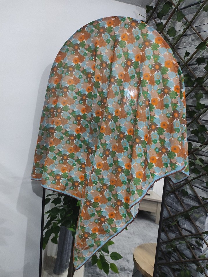 Silk home eşarp modeli - Görsel 3