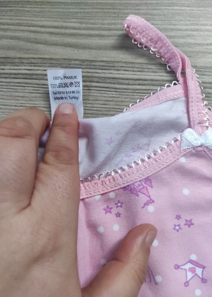 4 numara kız çocuk takım modeli  - Görsel 2