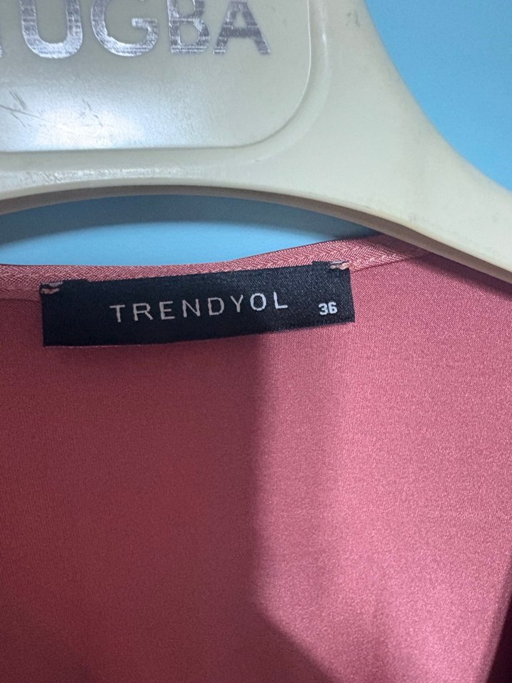 Pembe V Yaka Drapeli Kadın zıbınlı Bluz - Görsel 3