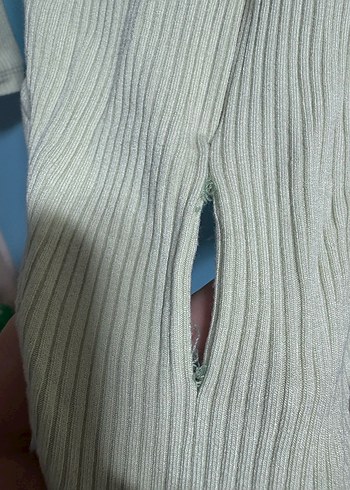 V Yaka Fermuarlı Kadın Bluz - Görsel 2