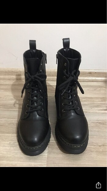 Kadın Siyah Postal/ Bot - Görsel 2