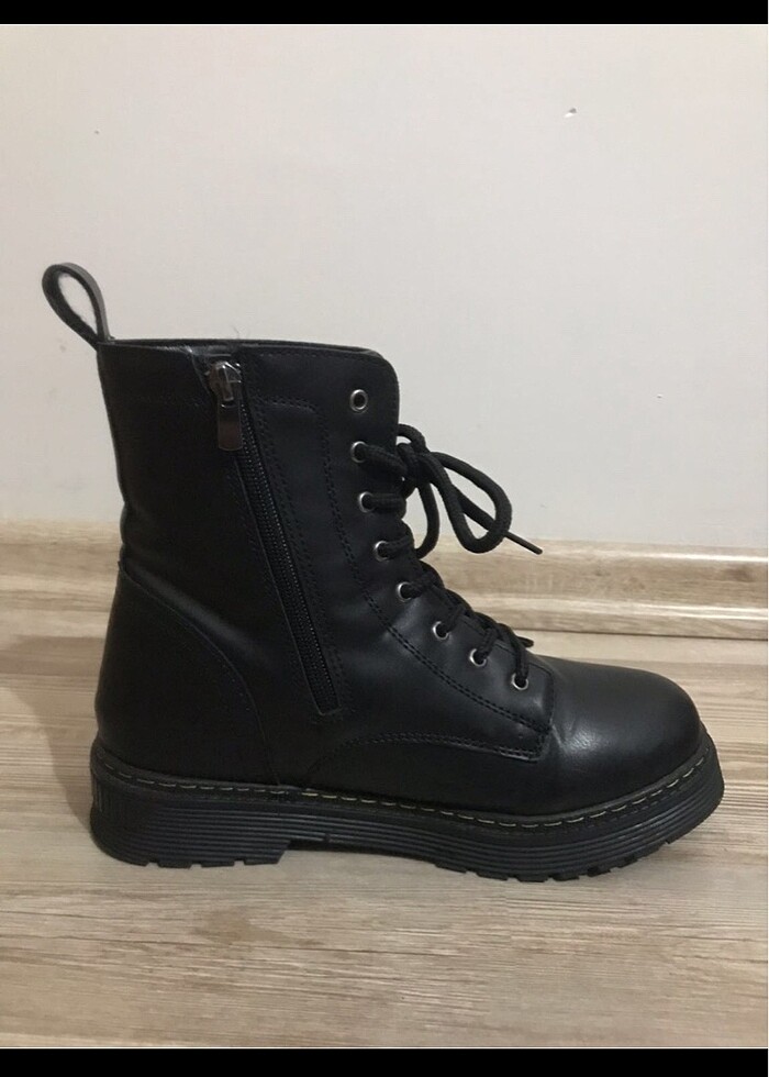 Kadın Siyah Postal/ Bot - Görsel 3