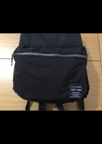 Siyah Fermuarlı Sırt Çantası - Görsel 3