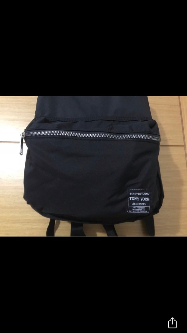 Siyah Fermuarlı Sırt Çantası - Görsel 3