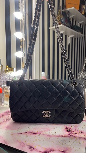 Büyük Chanel çanta