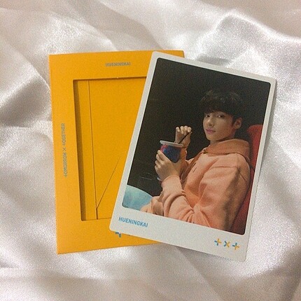 Kpop txt hueningkai photocard