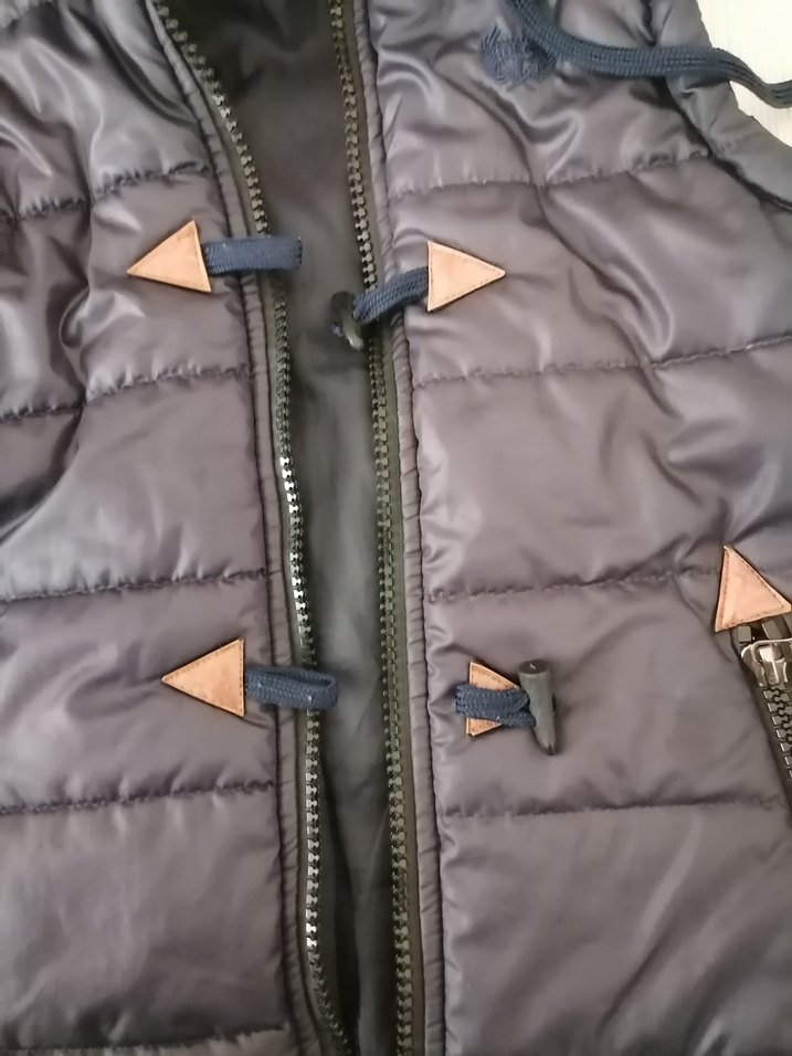 Gri Kapüşonlu Fermuarlı Erkek Yelek - Görsel 4