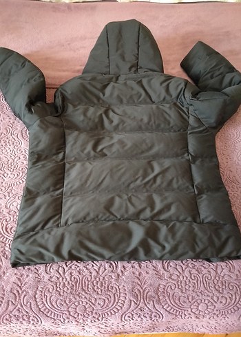 Siyah Kapüşonlu Kadın Kışlık Mont - Görsel 3