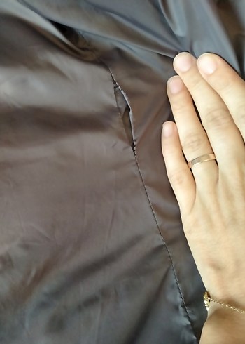 Siyah Kapüşonlu Kadın Kışlık Mont - Görsel 7