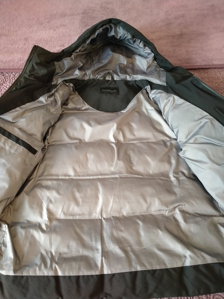 Siyah Kapüşonlu Kadın Kışlık Mont - Görsel 5