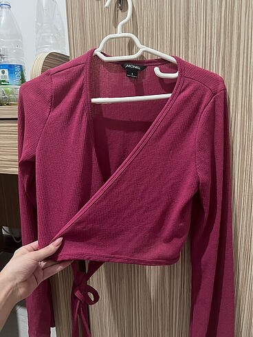 pembe bağlamalı bluz