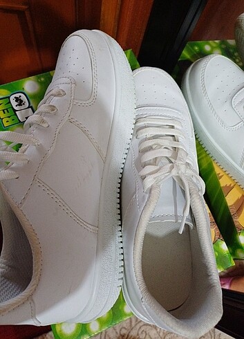 Beyaz Sneaker 
