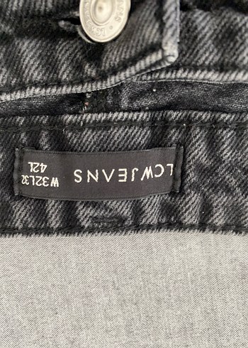 LC Waikiki Gri Düğmeli Kadın Midi Jean