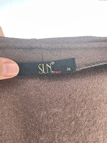 36 Beden çeşitli Renk PreLoved Hırka %70 İndirimli.
