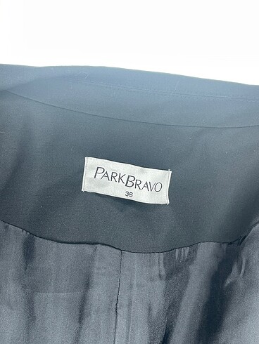 36 Beden siyah Renk Park Bravo Blazer %70 İndirimli.