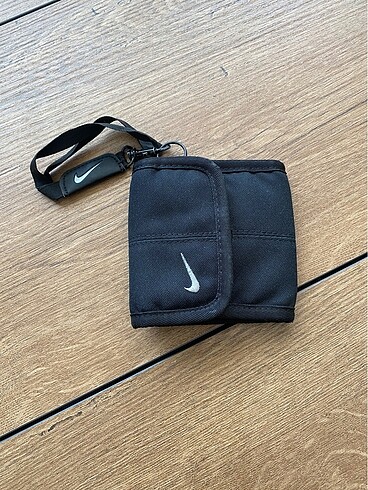 Orijinal Nike cüzdan