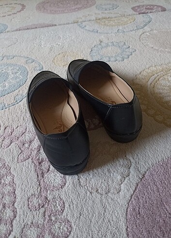 37 Beden siyah Renk Anne ayakkabısı