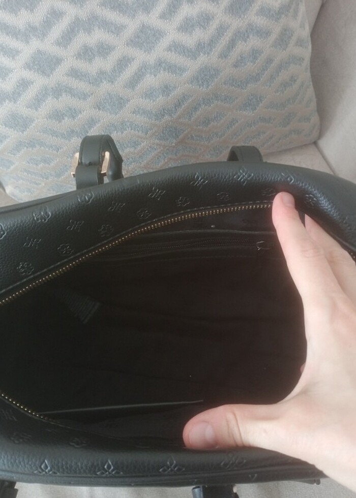 Pierre Cardin kol çantası - Görsel 4