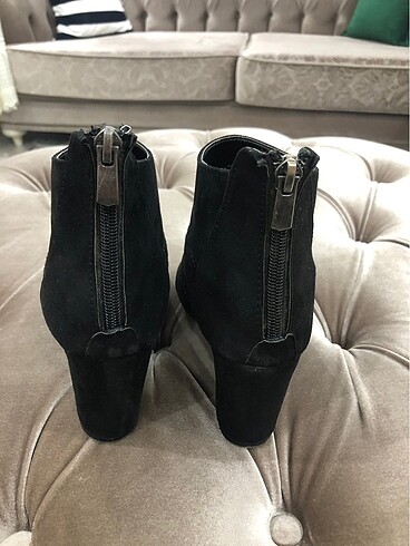37 Beden siyah Renk Topuklu ayakkabı