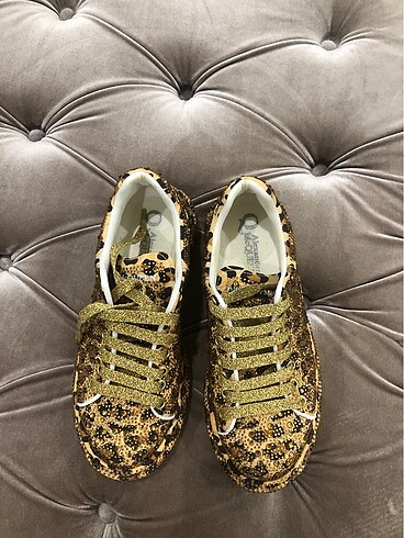 37 Beden altın Renk Leopar Sneaker
