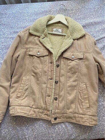 Bershka Mont