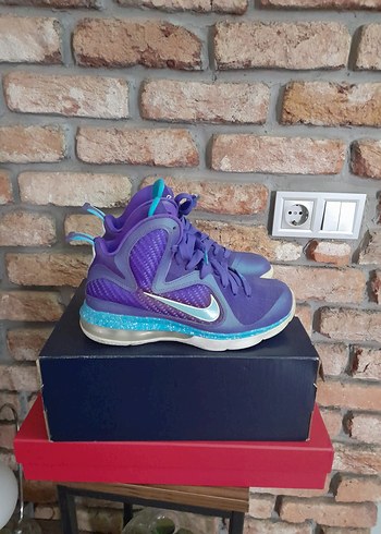 Nike LeBron James Basketbol Ayakkabısı